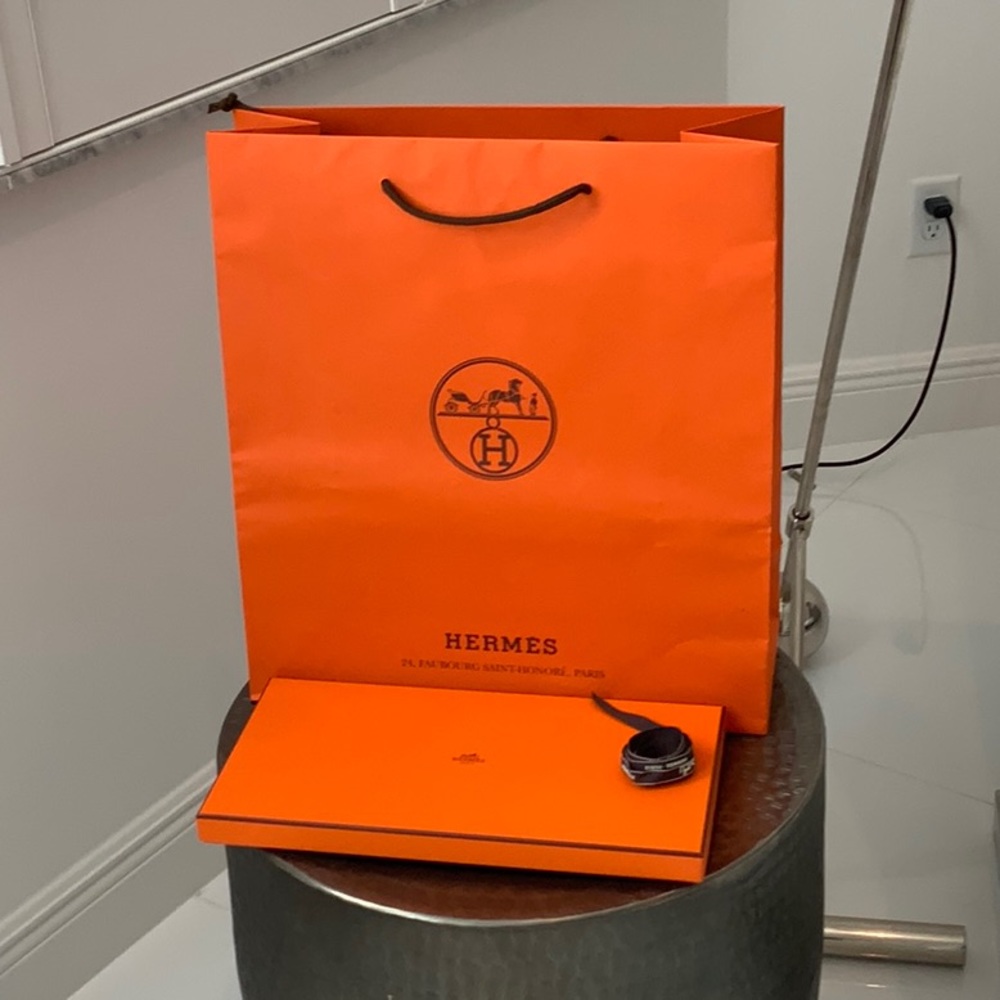 Hermes shopping bag and box